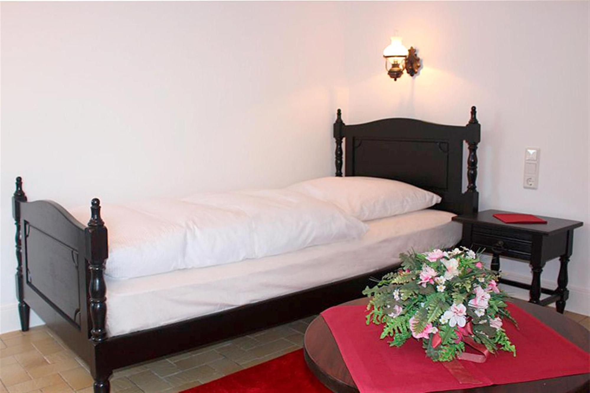 Hotel Restaurant Margaretenhof Überherrn 客房 照片